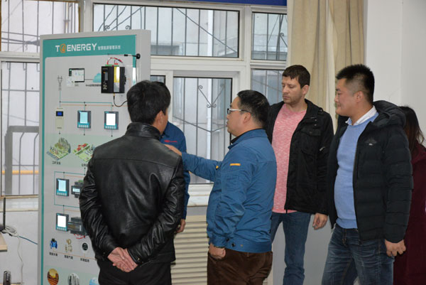 http://m.vucz.cn/uploads/allimg/181130/1-1Q13014050V31.jpg